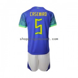 Maillot de Foot Brésil Casemiro 5 Enfant Extérieur Coupe du Monde 2022 Manche Courte